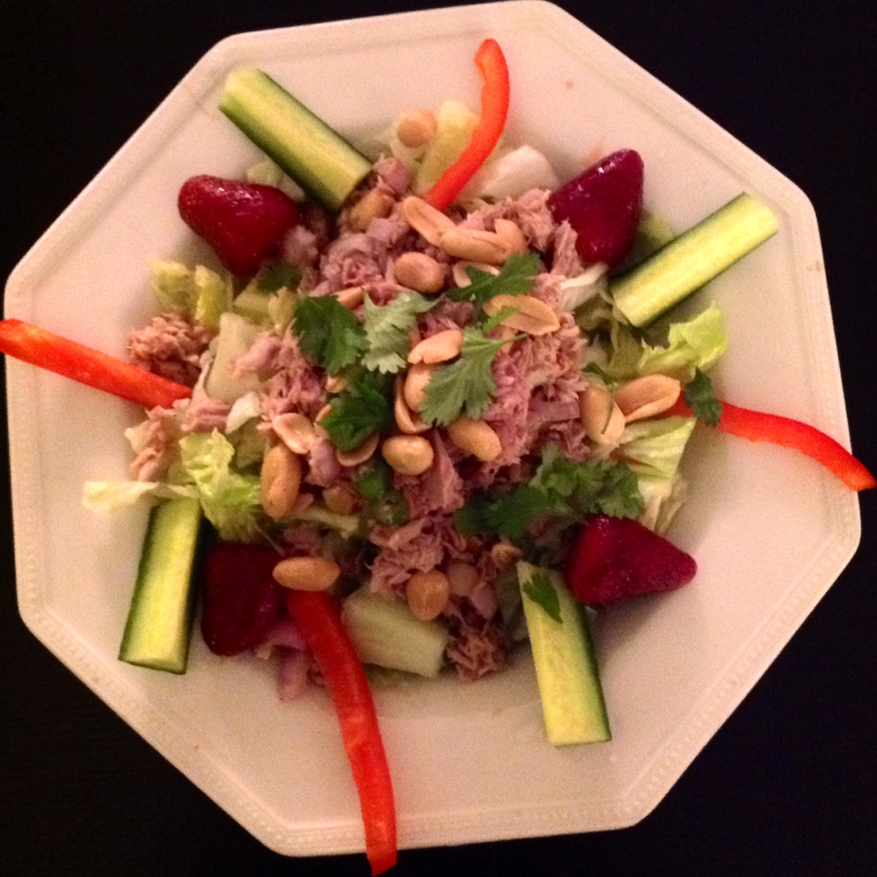 Thai-Salad-with-Tuna
