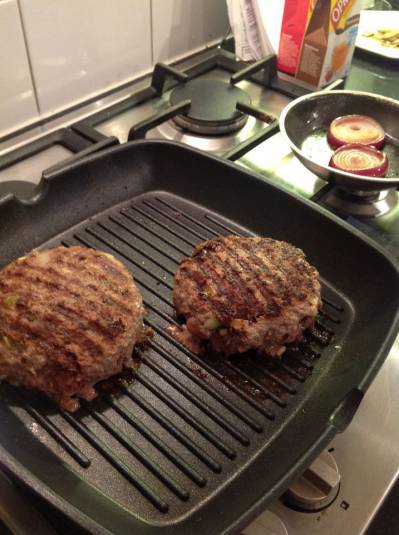how-to-make-hamburgers-on-the-stove