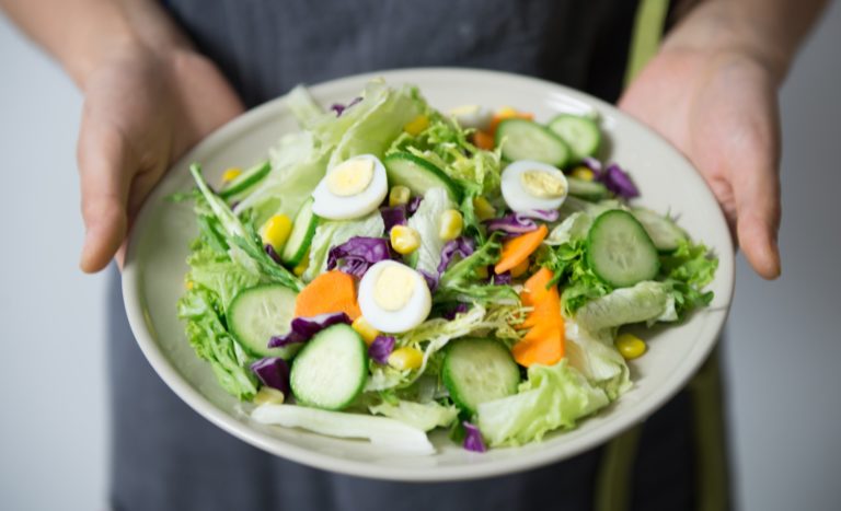 7 Healthy Garden Salad Recipes