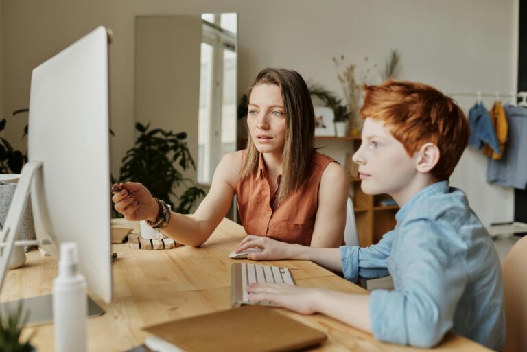Striving for Academic Success: 3 Signs Your Child Could Benefit from a Private Tutor